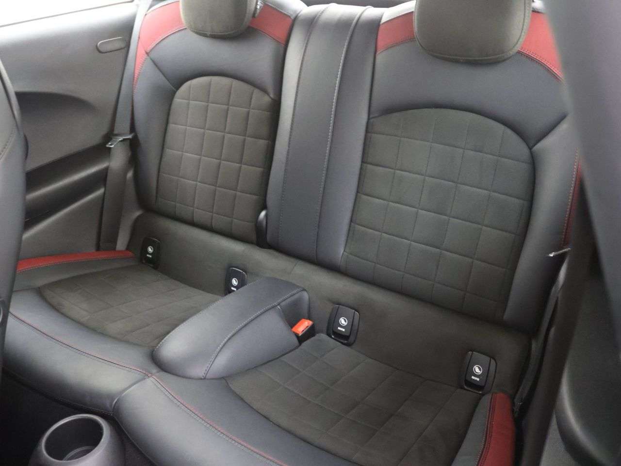 2018 MINI HATCH 2018 MINI HATCH