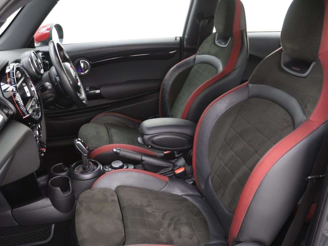 2018 MINI HATCH 2018 MINI HATCH