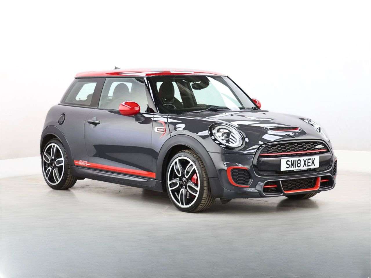 A 2018 MINI HATCH 2.0 John Cooper Works Hatchback 3dr Petrol Auto Euro 6 (s/s) (231 ps) A 2018 MINI HATCH 2.0 John Cooper Works Hatchback 3dr Petrol Auto Euro 6 (s/s) (231 ps)