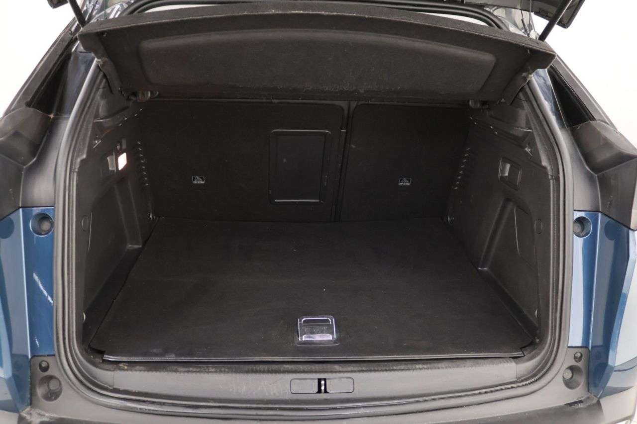 2022 PEUGEOT 3008 2022 PEUGEOT 3008