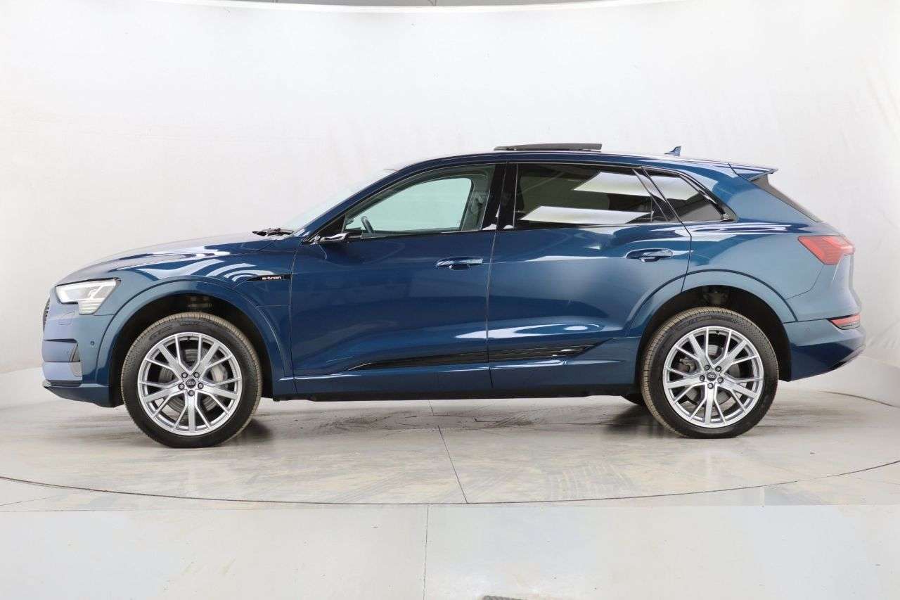 2019 AUDI E-TRON 2019 AUDI E-TRON