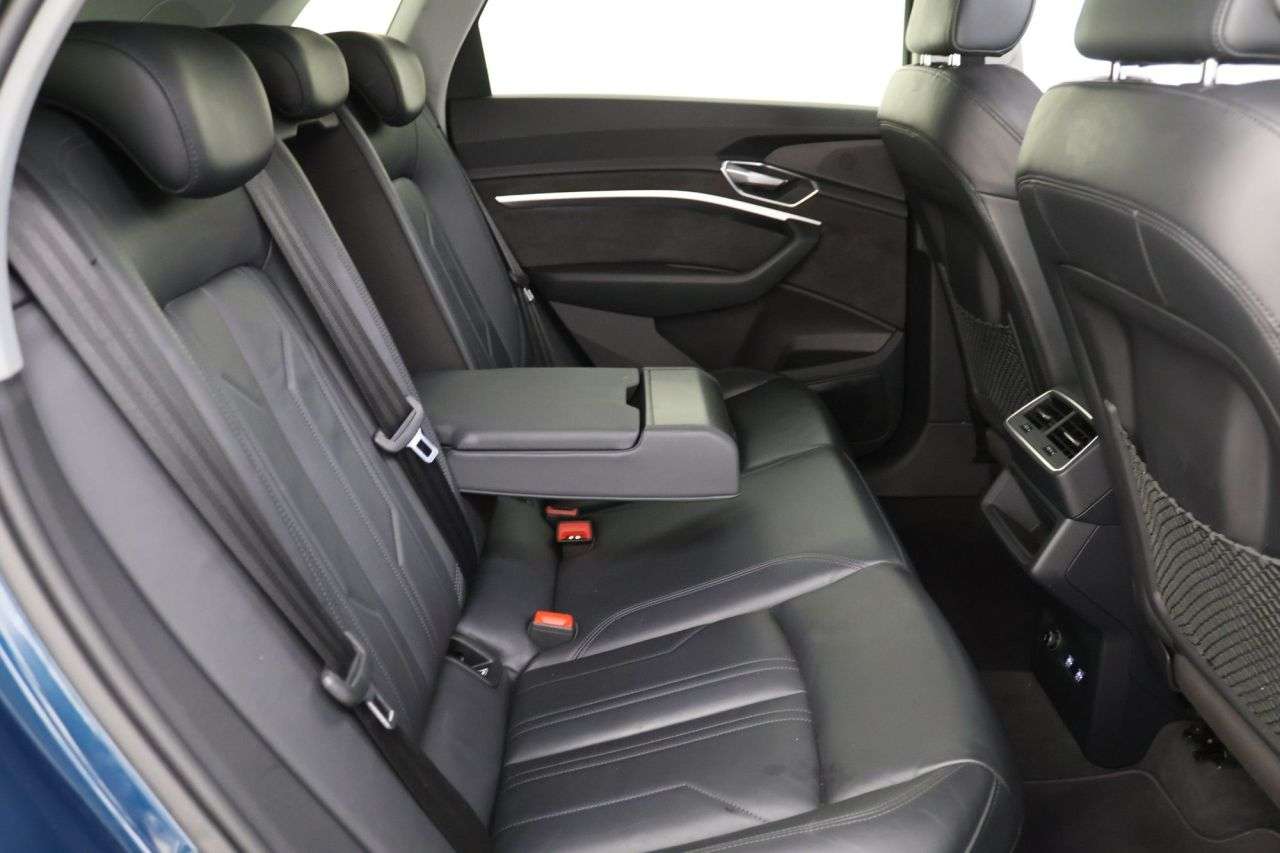 2019 AUDI E-TRON 2019 AUDI E-TRON
