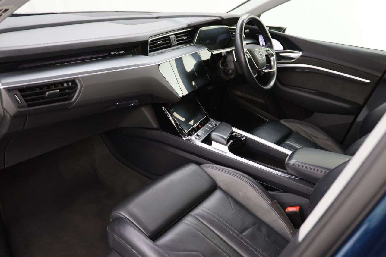 2019 AUDI E-TRON 2019 AUDI E-TRON