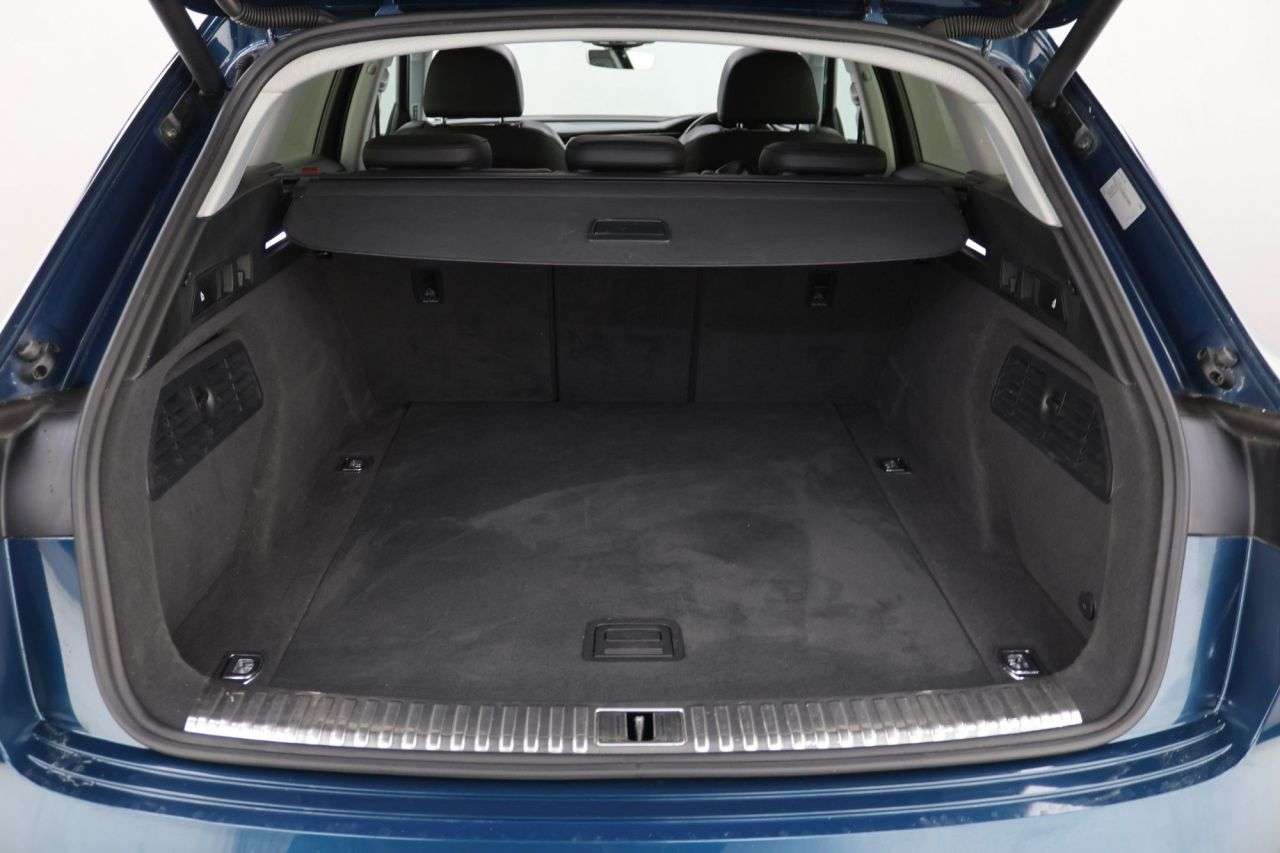2019 AUDI E-TRON 2019 AUDI E-TRON