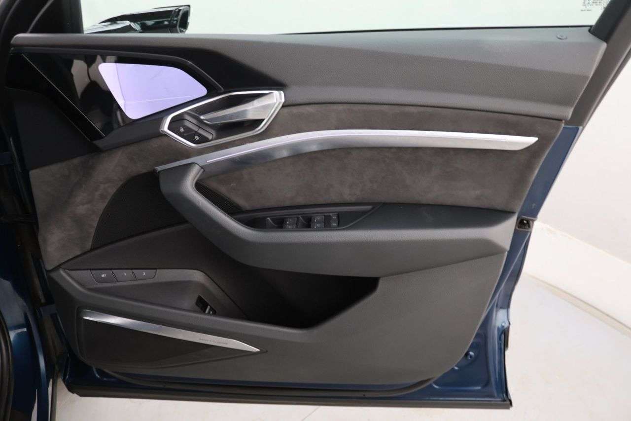 2019 AUDI E-TRON 2019 AUDI E-TRON