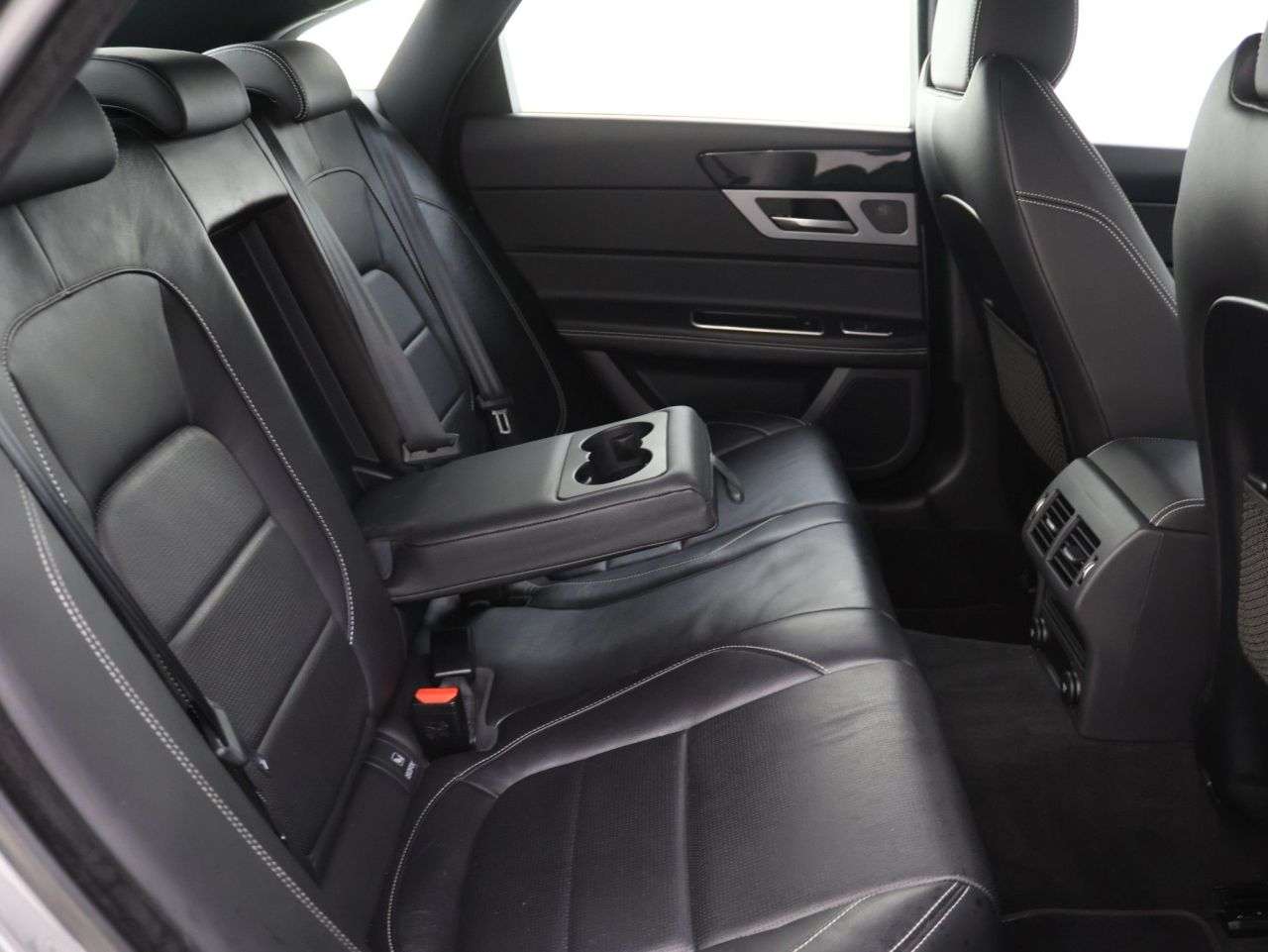 2019 JAGUAR XF 2019 JAGUAR XF