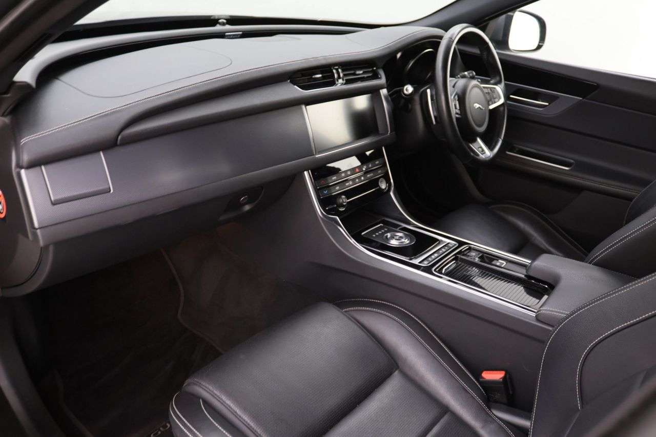 2019 JAGUAR XF 2019 JAGUAR XF