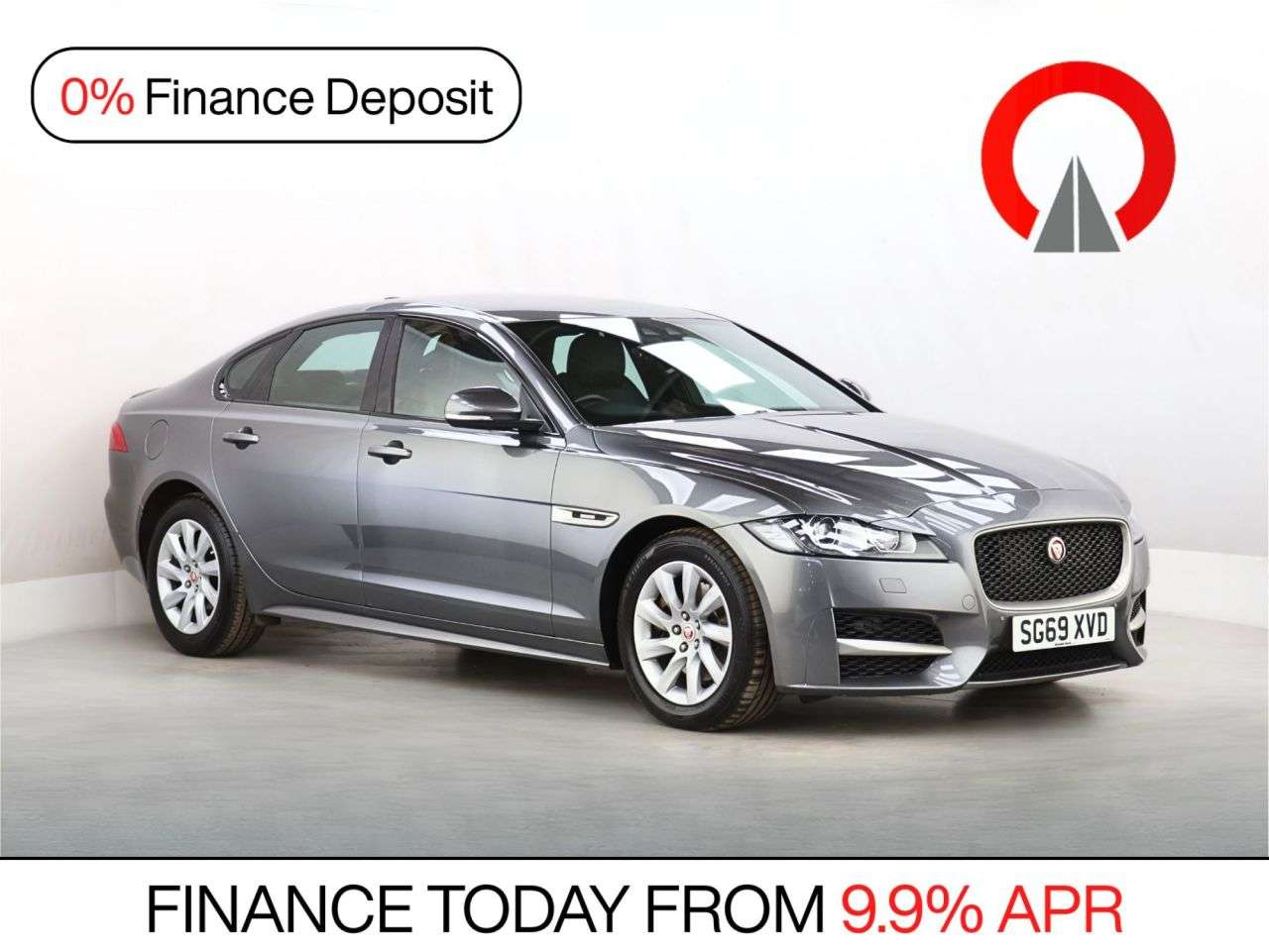 A 2019 JAGUAR XF 2.0d R-Sport Saloon 4dr Diesel Auto Euro 6 (s/s) (163 ps) A 2019 JAGUAR XF 2.0d R-Sport Saloon 4dr Diesel Auto Euro 6 (s/s) (163 ps)