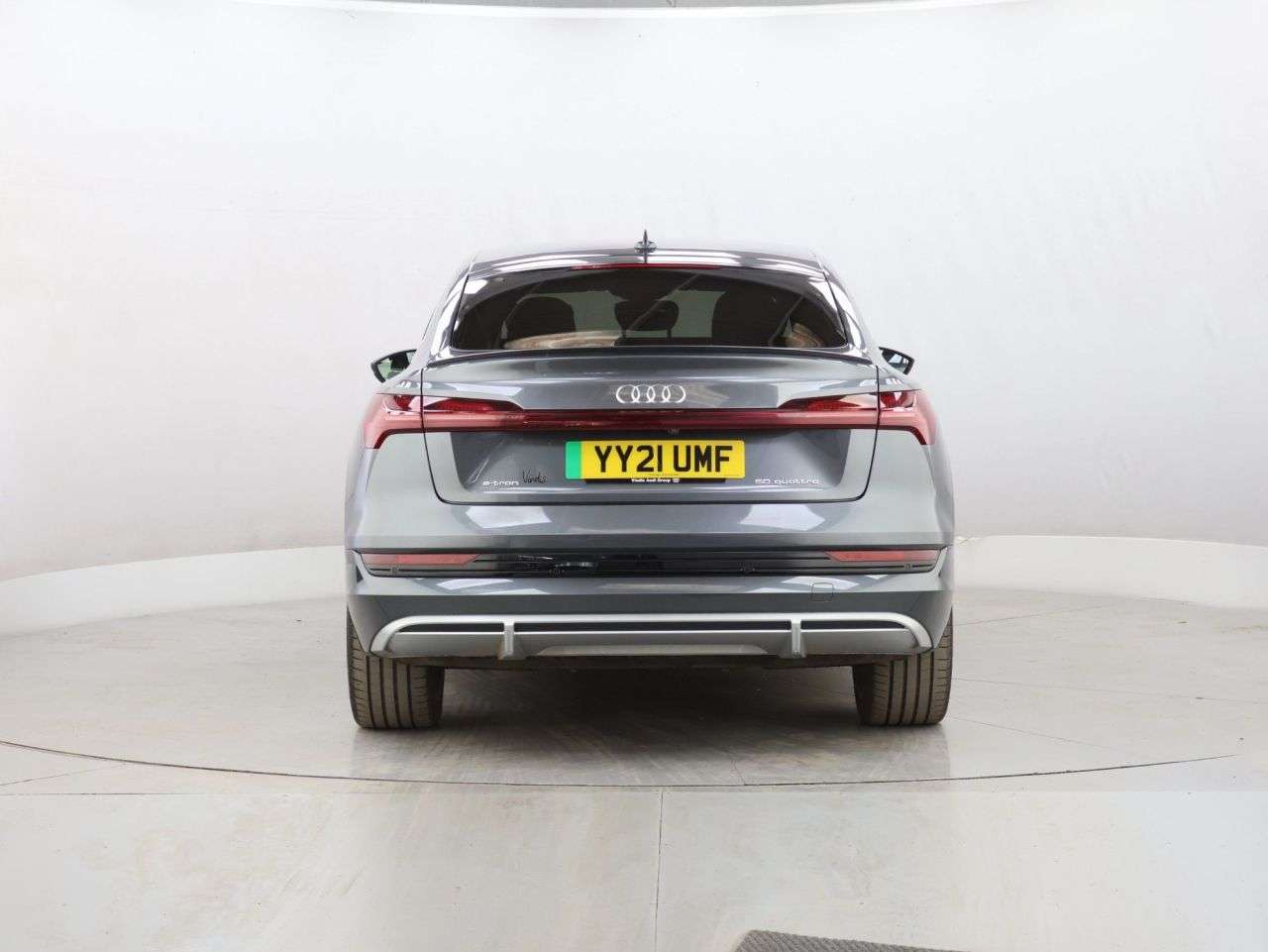2021 AUDI E-TRON 2021 AUDI E-TRON