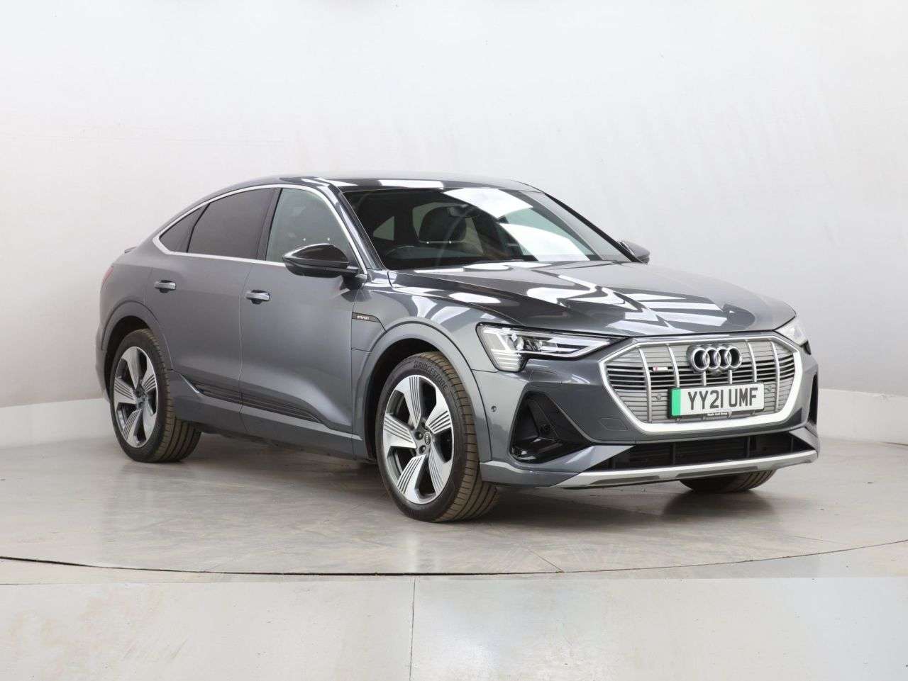 A 2021 AUDI E-TRON 50 S line Sportback 5dr Electric Auto quattro 71.2kWh (313 ps) A 2021 AUDI E-TRON 50 S line Sportback 5dr Electric Auto quattro 71.2kWh (313 ps)