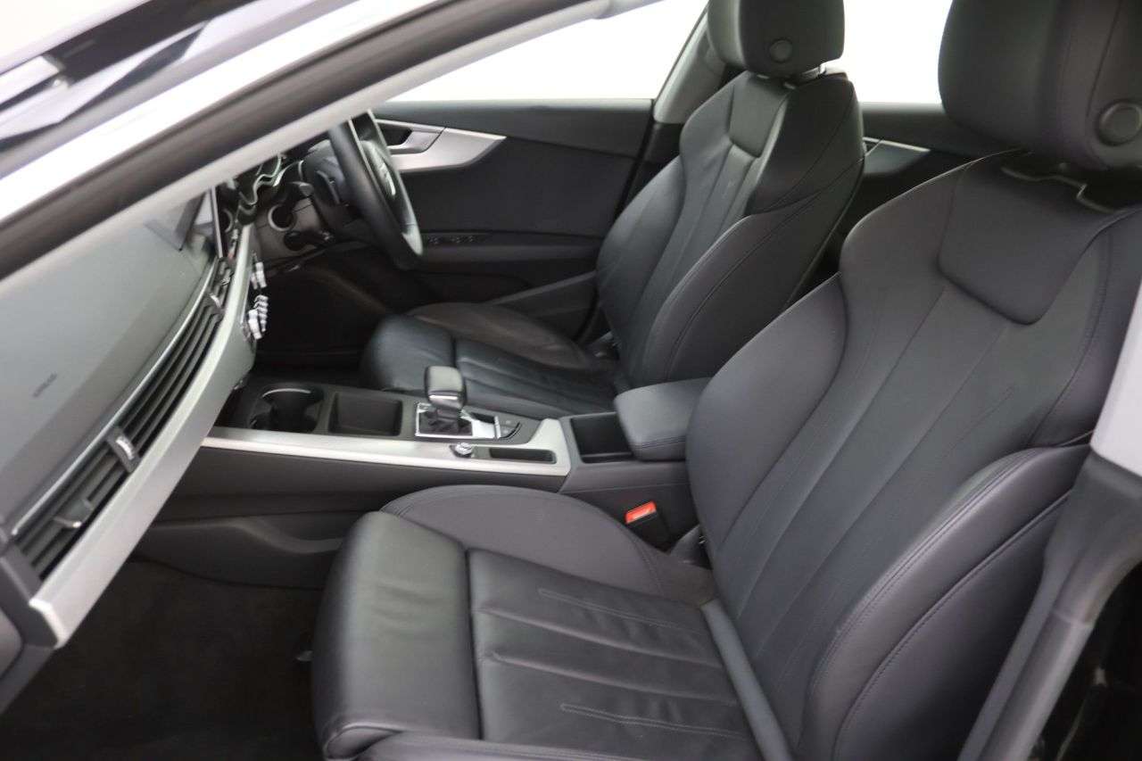 2021 AUDI A5 2021 AUDI A5