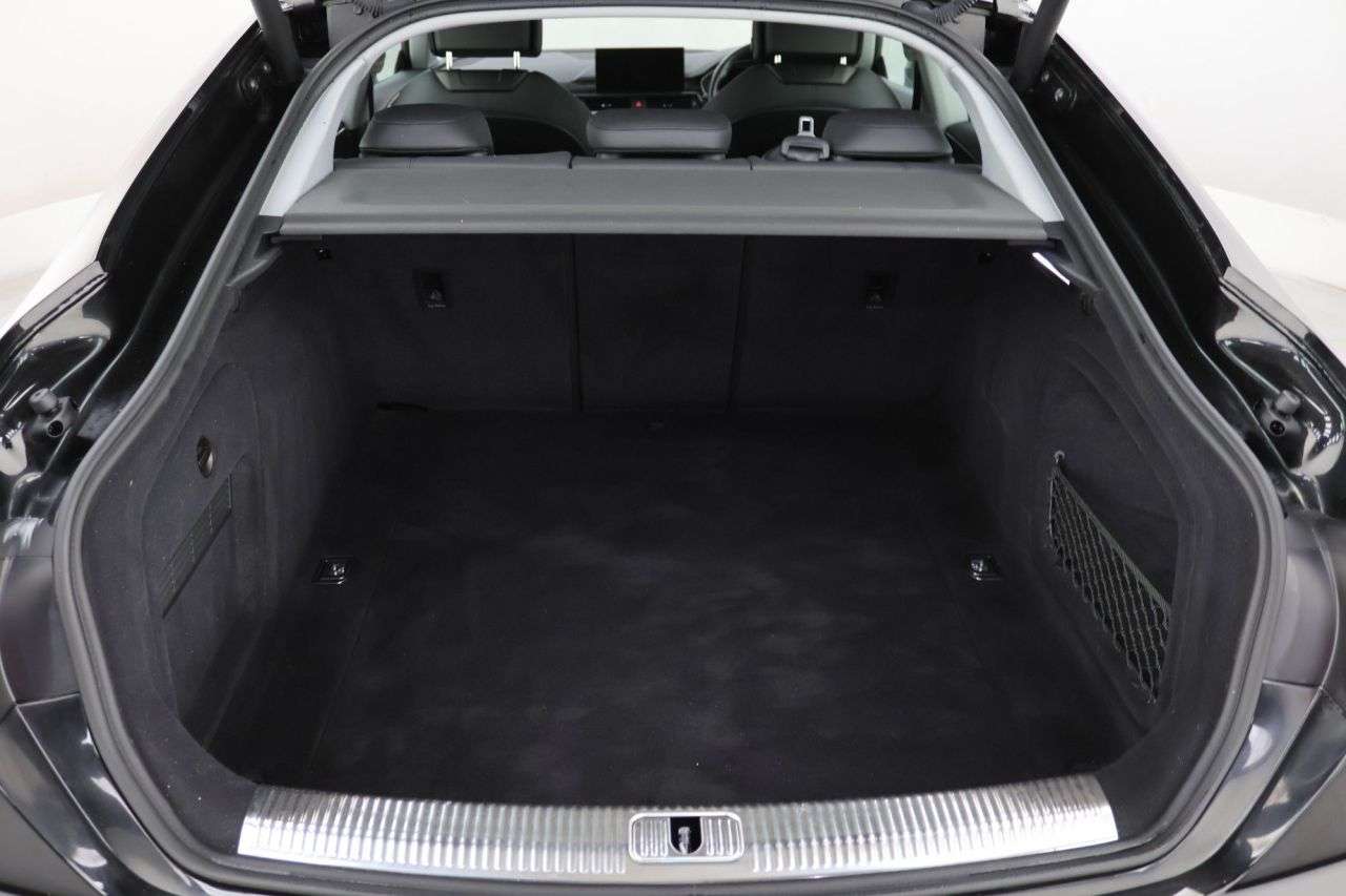 2021 AUDI A5 2021 AUDI A5