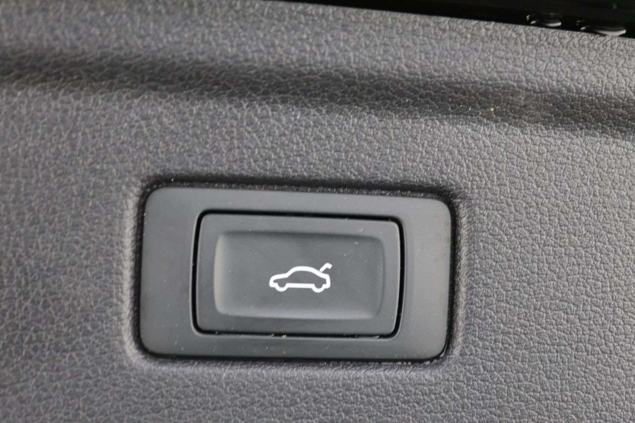 2021 AUDI A5 2021 AUDI A5