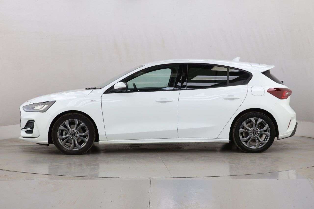 2023 FORD FOCUS 2023 FORD FOCUS