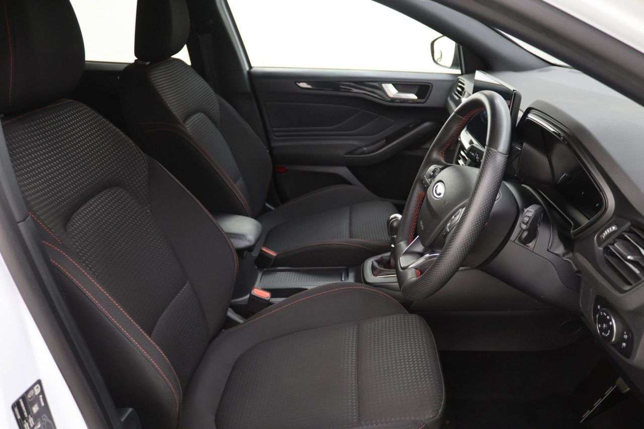 2023 FORD FOCUS 2023 FORD FOCUS