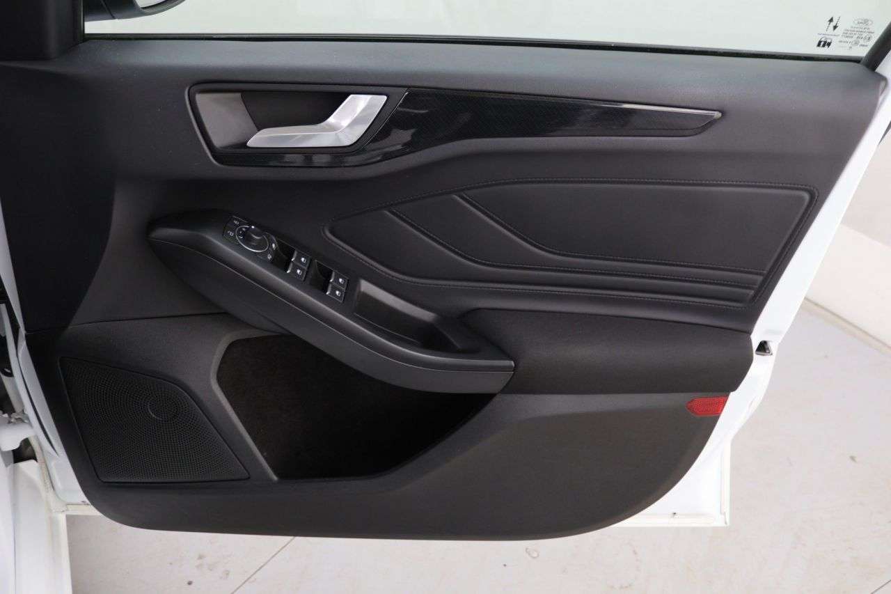 2023 FORD FOCUS 2023 FORD FOCUS