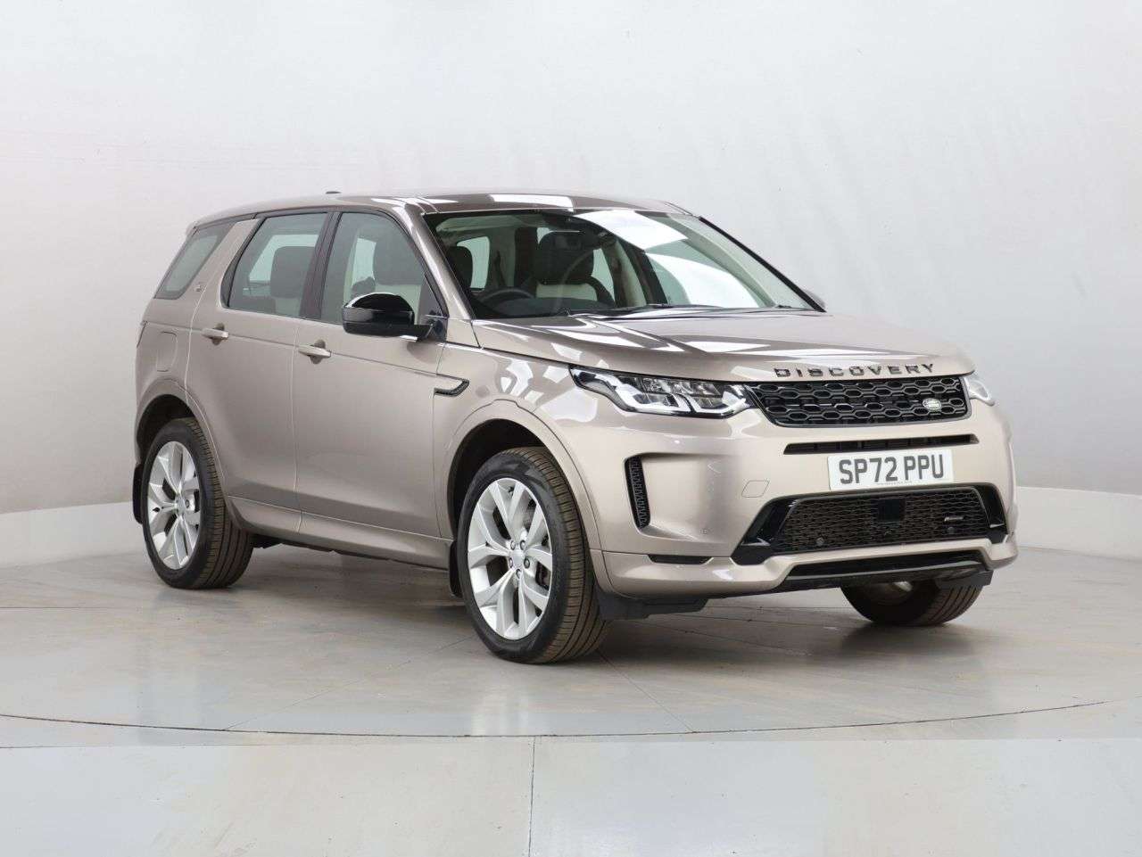 A 2022 LAND ROVER DISCOVERY SPORT 1.5 P300e 12.2kWh Urban Edition SUV 5dr Petrol Plug-in Hybrid Auto 4WD Euro A 2022 LAND ROVER DISCOVERY SPORT 1.5 P300e 12.2kWh Urban Edition SUV 5dr Petrol Plug-in Hybrid Auto 4WD Euro