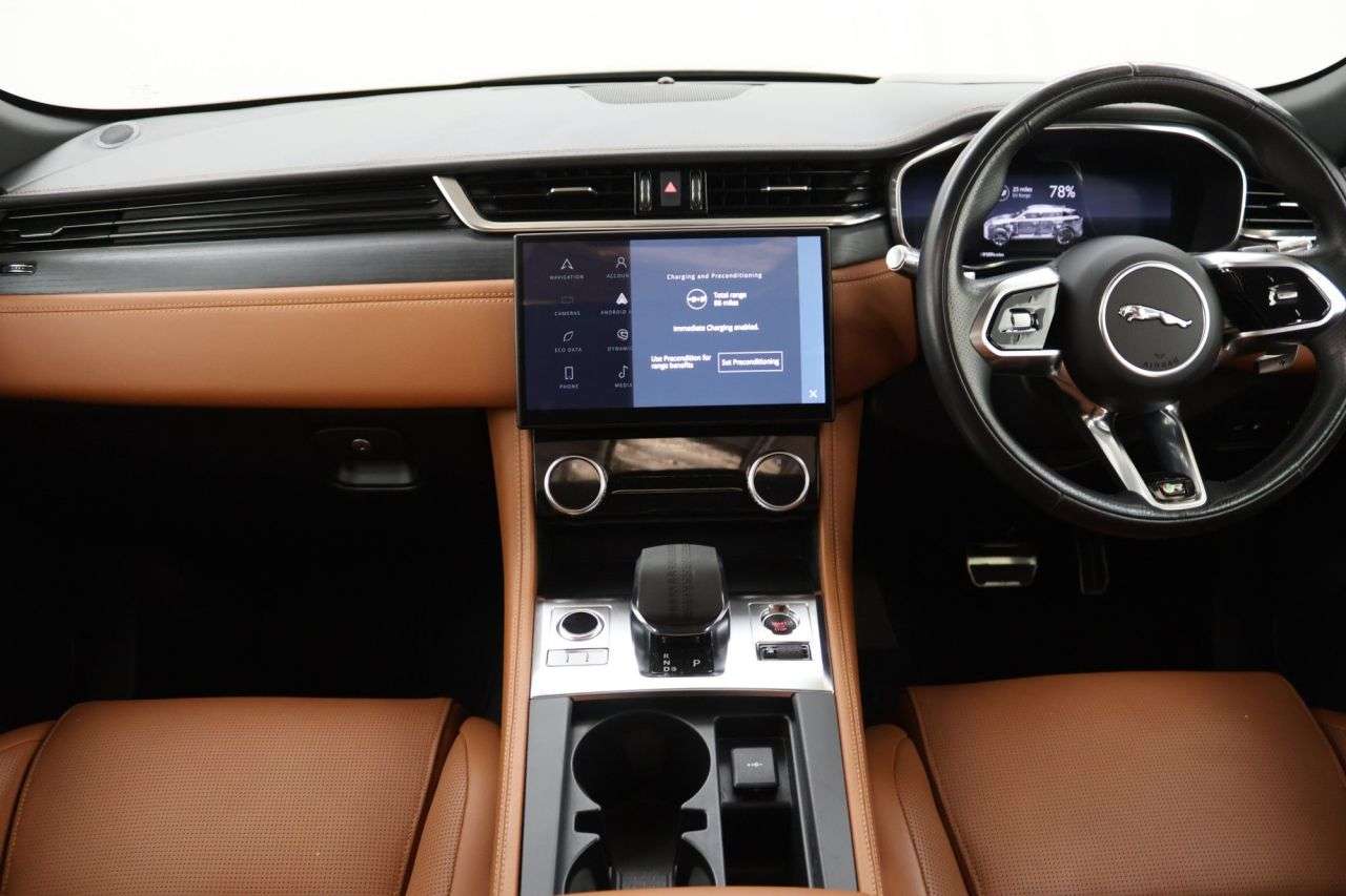 2022 JAGUAR F-PACE 2022 JAGUAR F-PACE