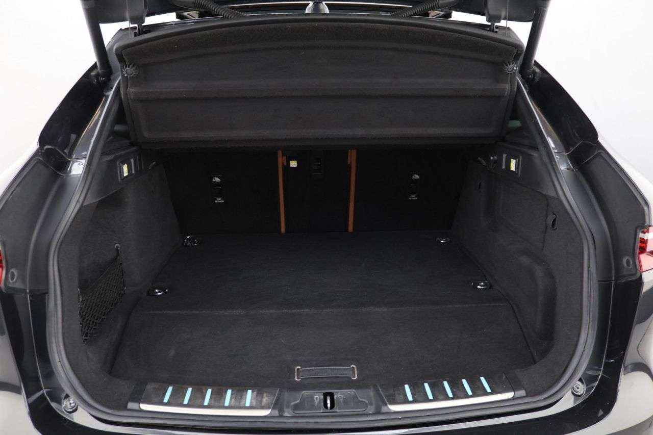 2022 JAGUAR F-PACE 2022 JAGUAR F-PACE