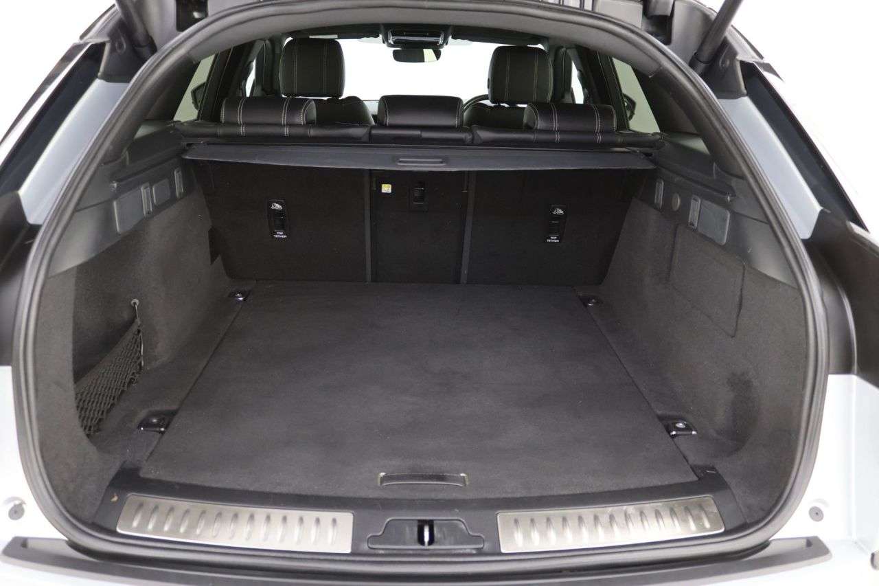 2022 LAND ROVER RANGE ROVER VELAR 2022 LAND ROVER RANGE ROVER VELAR
