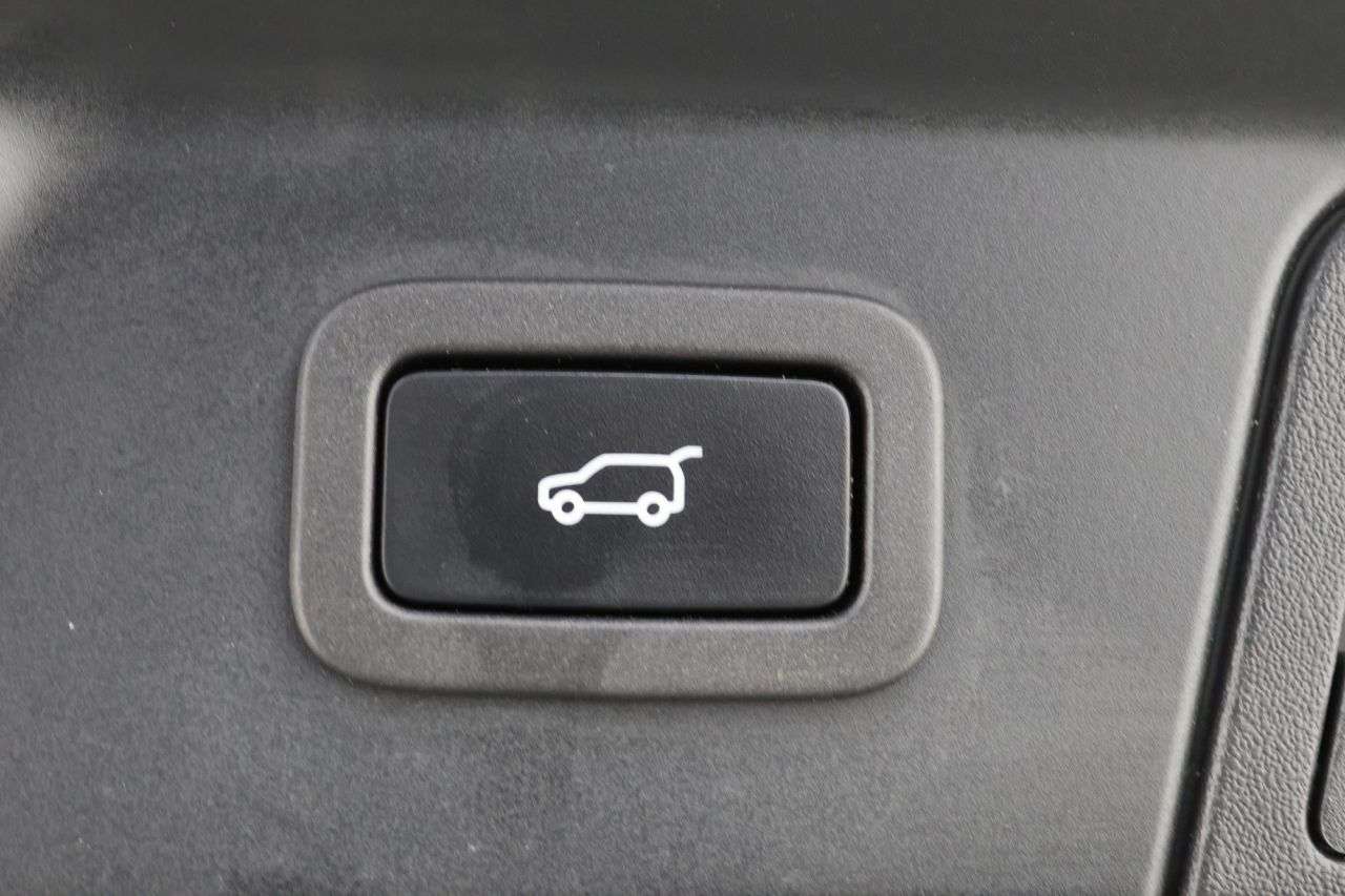 2022 LAND ROVER RANGE ROVER VELAR 2022 LAND ROVER RANGE ROVER VELAR