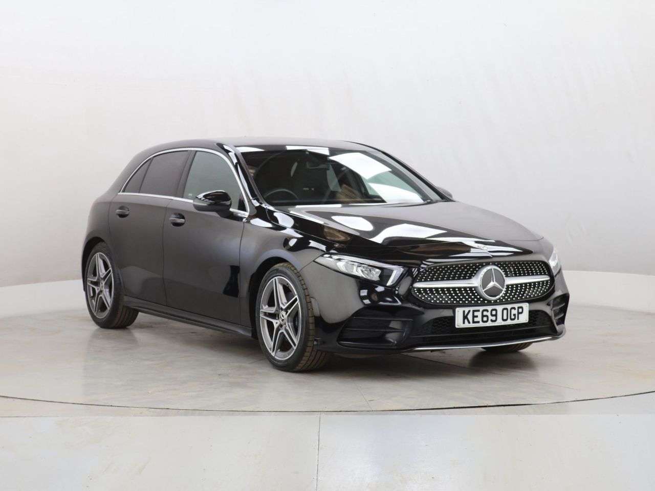 A 2020 MERCEDES-BENZ A CLASS 1.3 A200 AMG Line Hatchback 5dr Petrol 7G-DCT Euro 6 (s/s) (163 ps) A 2020 MERCEDES-BENZ A CLASS 1.3 A200 AMG Line Hatchback 5dr Petrol 7G-DCT Euro 6 (s/s) (163 ps)
