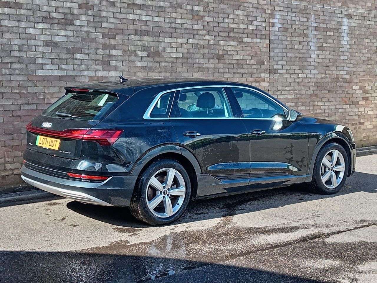 2022 AUDI E-TRON 2022 AUDI E-TRON