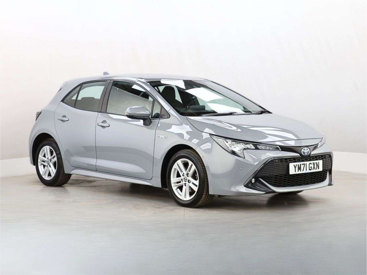 A 2022 TOYOTA COROLLA 1.8 VVT-h GPF Icon Tech Hatchback 5dr Petrol Hybrid CVT Euro 6 (s/s) (122 p A 2022 TOYOTA COROLLA 1.8 VVT-h GPF Icon Tech Hatchback 5dr Petrol Hybrid CVT Euro 6 (s/s) (122 p