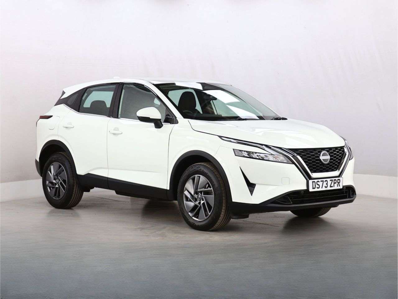 A 2024 NISSAN QASHQAI 1.3 DIG-T MHEV Acenta Premium SUV 5dr Petrol Hybrid XTRON Euro 6 (s/s) (158 A 2024 NISSAN QASHQAI 1.3 DIG-T MHEV Acenta Premium SUV 5dr Petrol Hybrid XTRON Euro 6 (s/s) (158