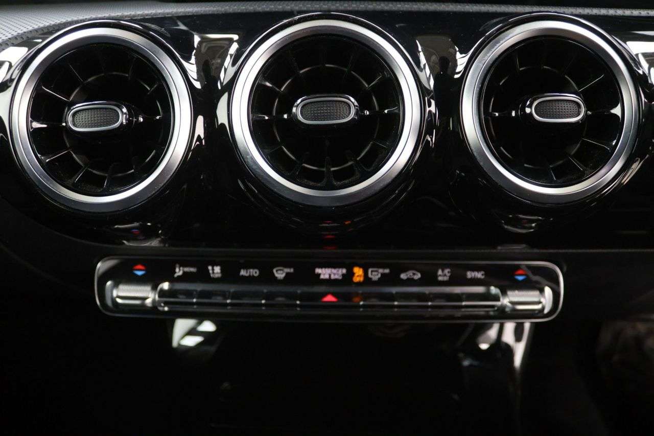 2020 MERCEDES-BENZ A CLASS 2020 MERCEDES-BENZ A CLASS