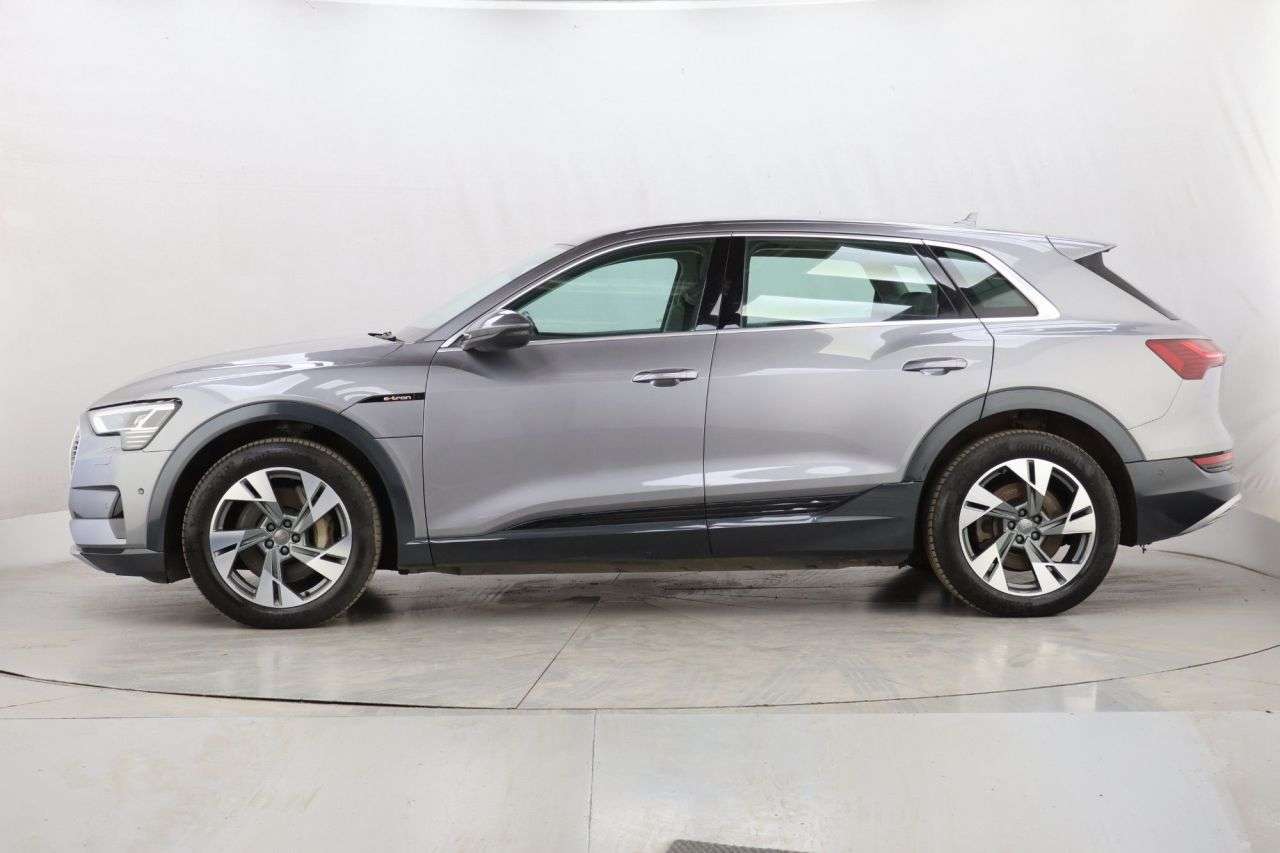 2020 AUDI E-TRON 2020 AUDI E-TRON