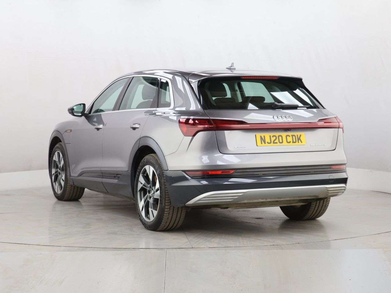 2020 AUDI E-TRON 2020 AUDI E-TRON