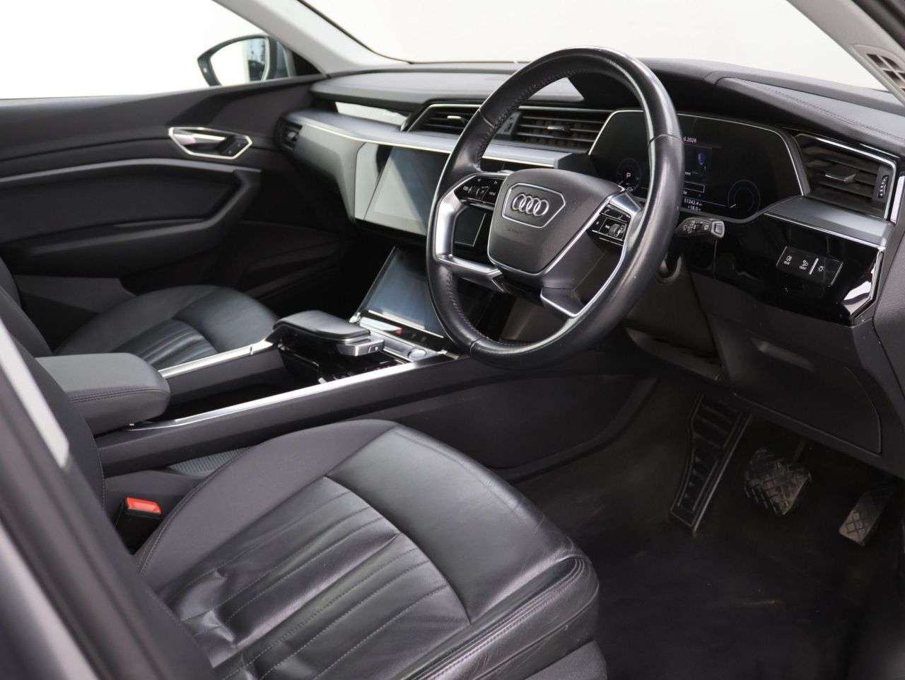 2020 AUDI E-TRON 2020 AUDI E-TRON