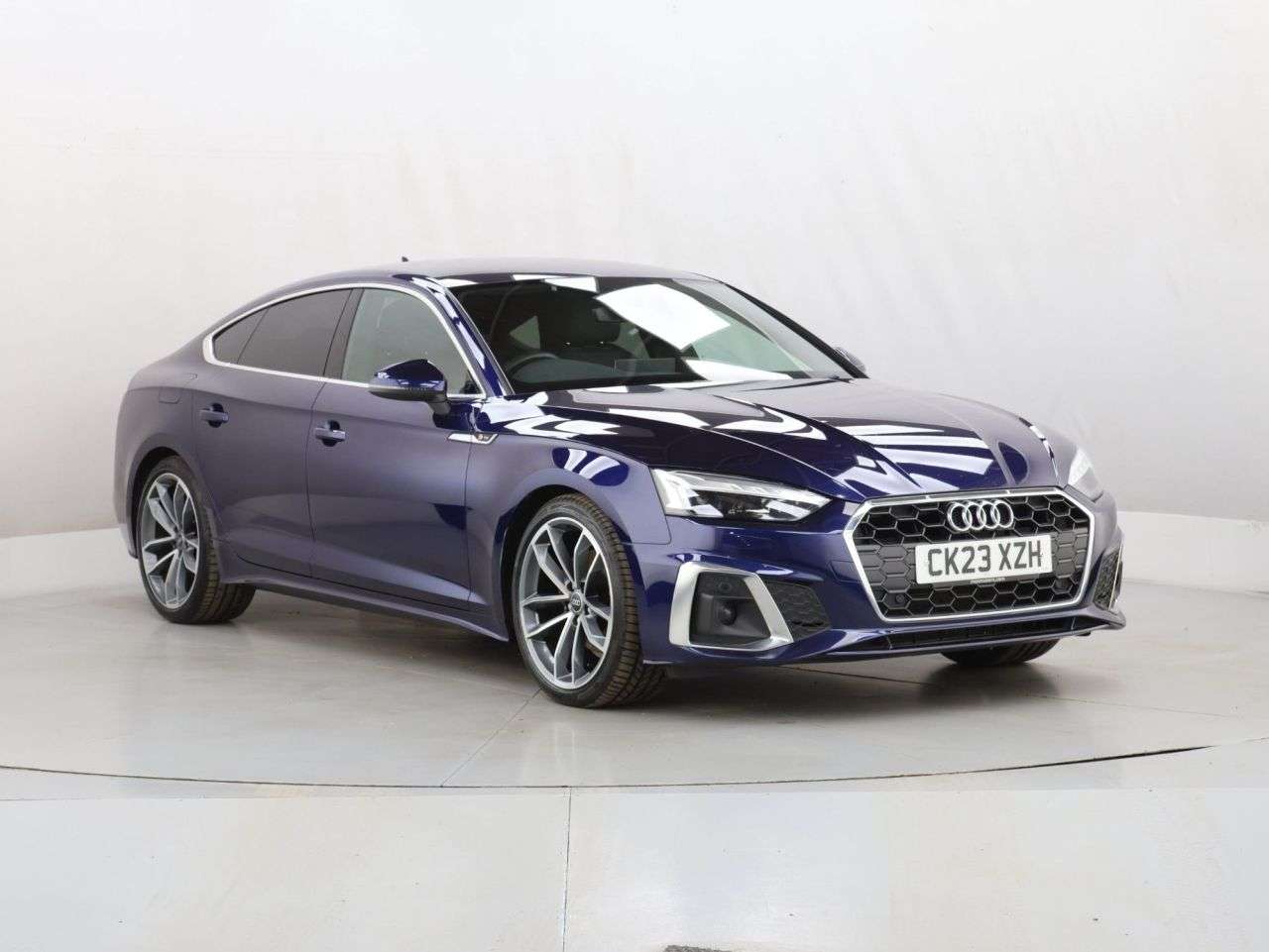 A 2023 AUDI A5 2.0 TDI 35 S line Sportback 5dr Diesel S Tronic Euro 6 (s/s) (163 ps) A 2023 AUDI A5 2.0 TDI 35 S line Sportback 5dr Diesel S Tronic Euro 6 (s/s) (163 ps)