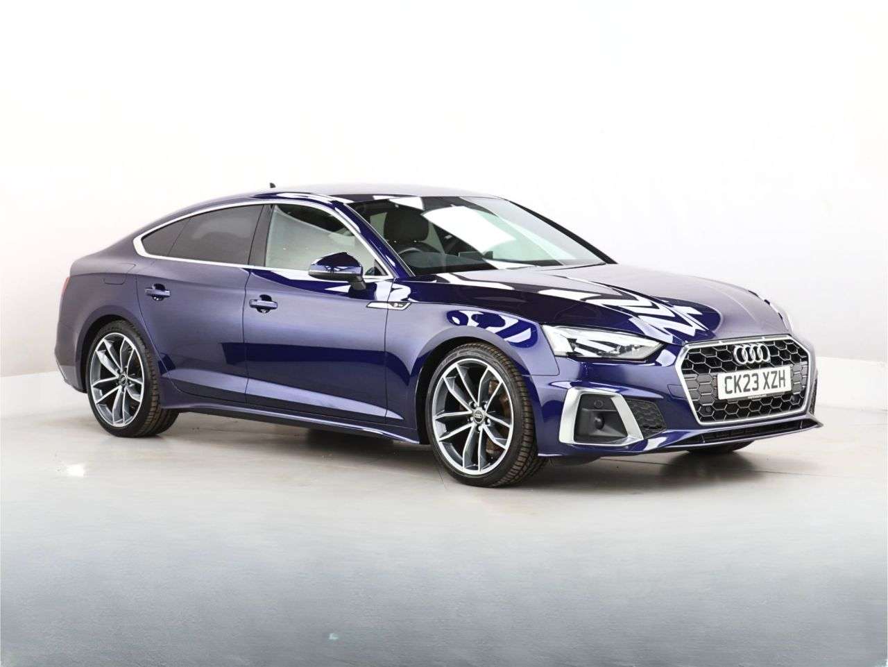 A 2023 AUDI A5 2.0 TDI 35 S line Sportback 5dr Diesel S Tronic Euro 6 (s/s) (163 ps) A 2023 AUDI A5 2.0 TDI 35 S line Sportback 5dr Diesel S Tronic Euro 6 (s/s) (163 ps)