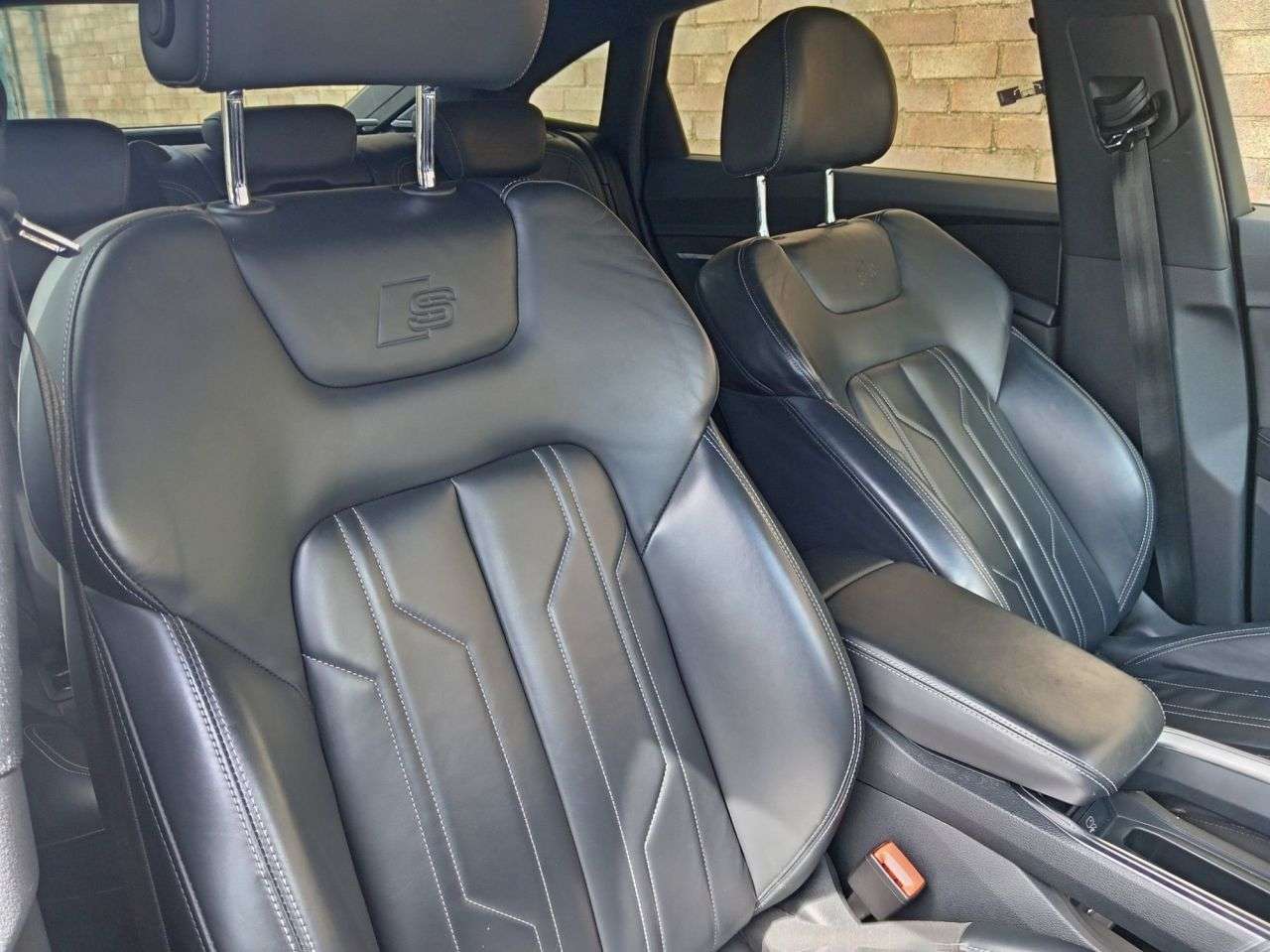 2021 AUDI E-TRON 2021 AUDI E-TRON