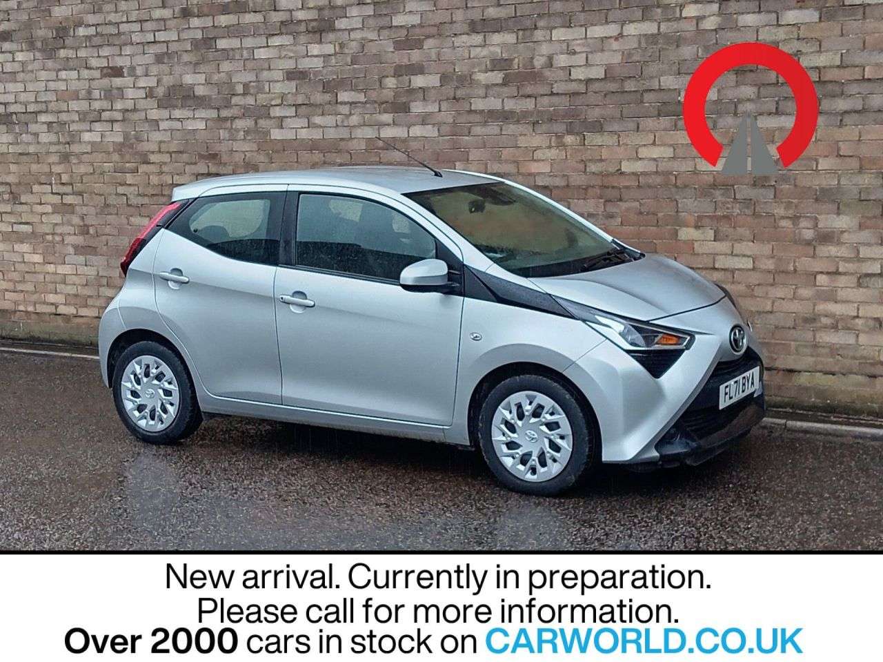 A 2021 TOYOTA AYGO 1.0 VVT-i x-play Hatchback 5dr Petrol x-shift Euro 6 (Safety Sense) (71 ps) A 2021 TOYOTA AYGO 1.0 VVT-i x-play Hatchback 5dr Petrol x-shift Euro 6 (Safety Sense) (71 ps)