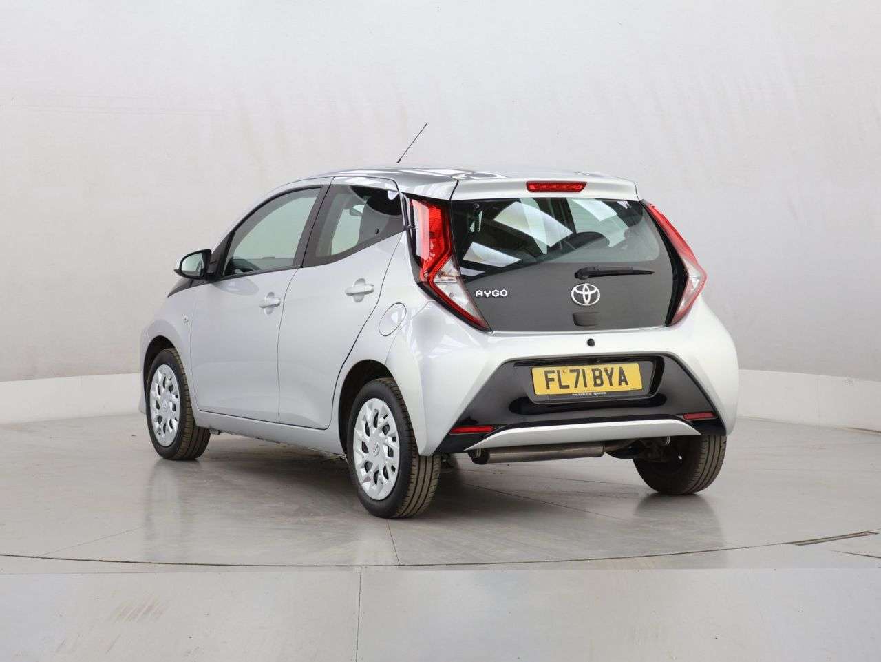 2021 TOYOTA AYGO 2021 TOYOTA AYGO