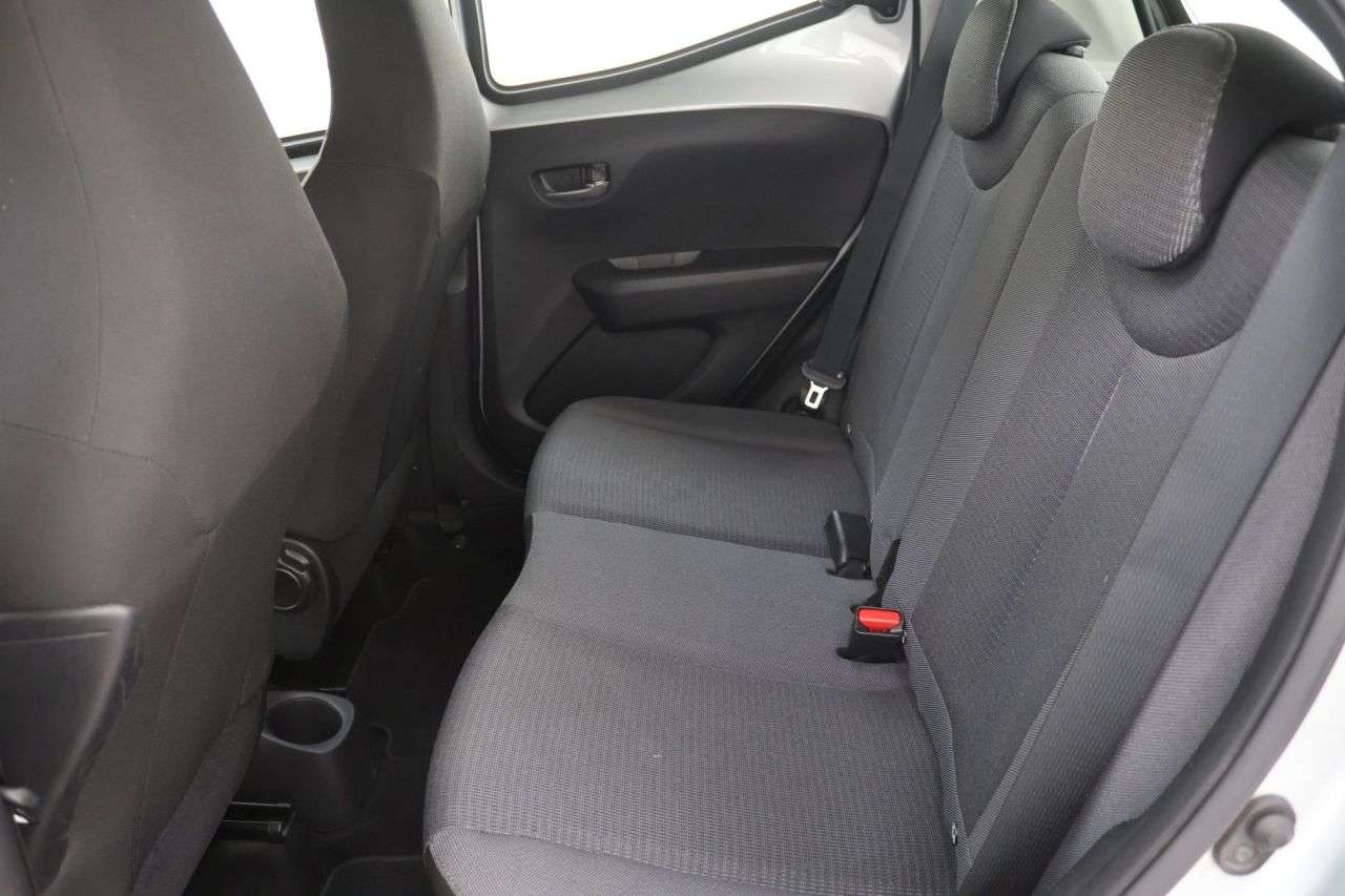 2021 TOYOTA AYGO 2021 TOYOTA AYGO