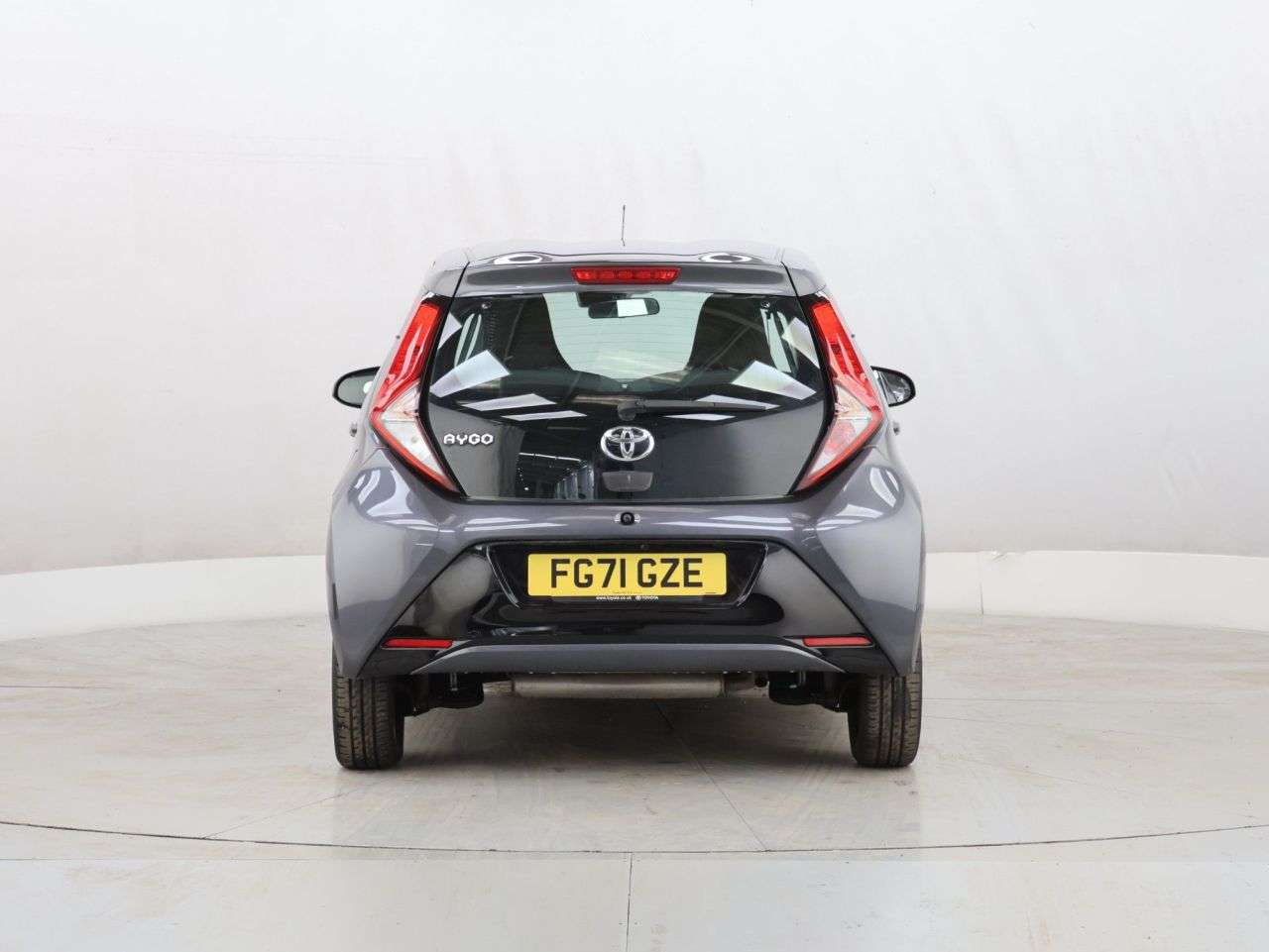 2021 TOYOTA AYGO 2021 TOYOTA AYGO
