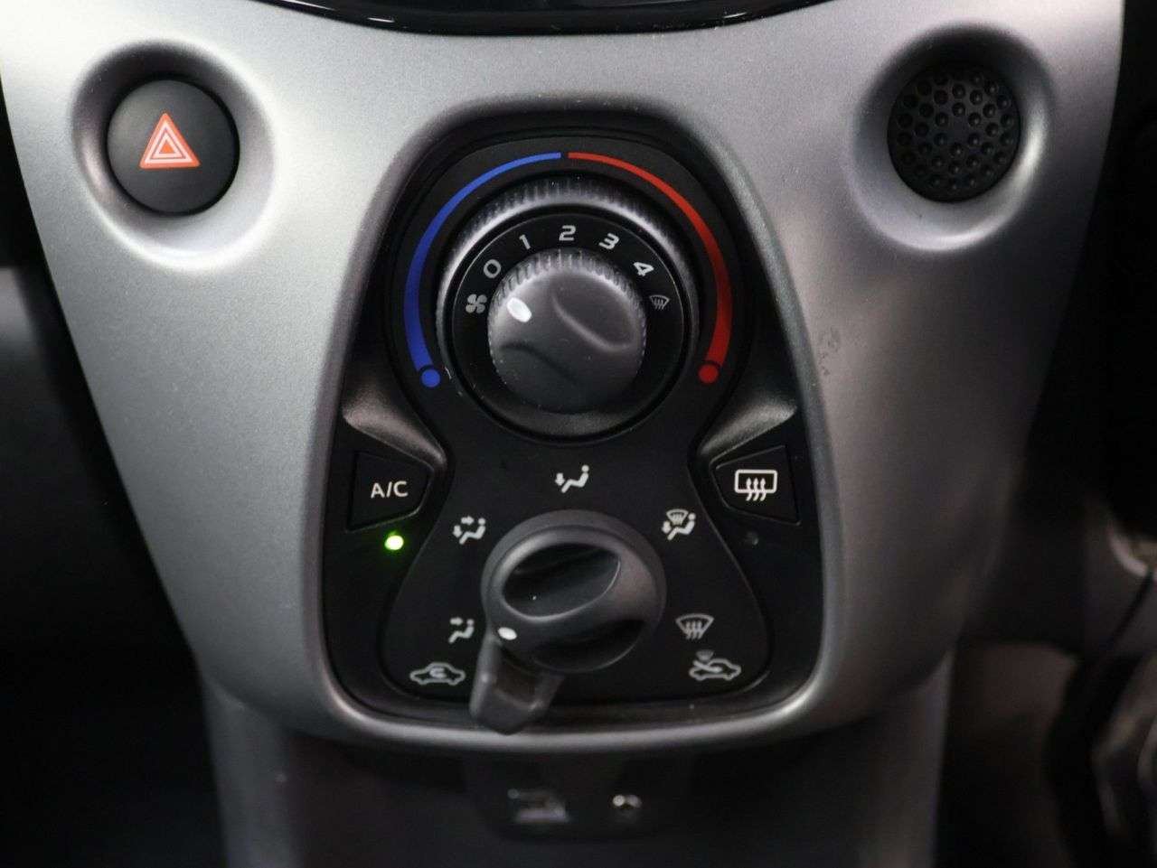 2021 TOYOTA AYGO 2021 TOYOTA AYGO