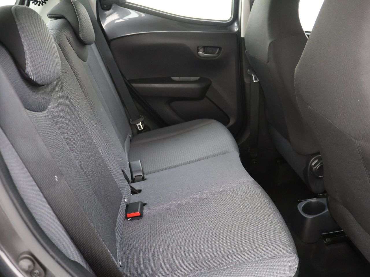 2021 TOYOTA AYGO 2021 TOYOTA AYGO