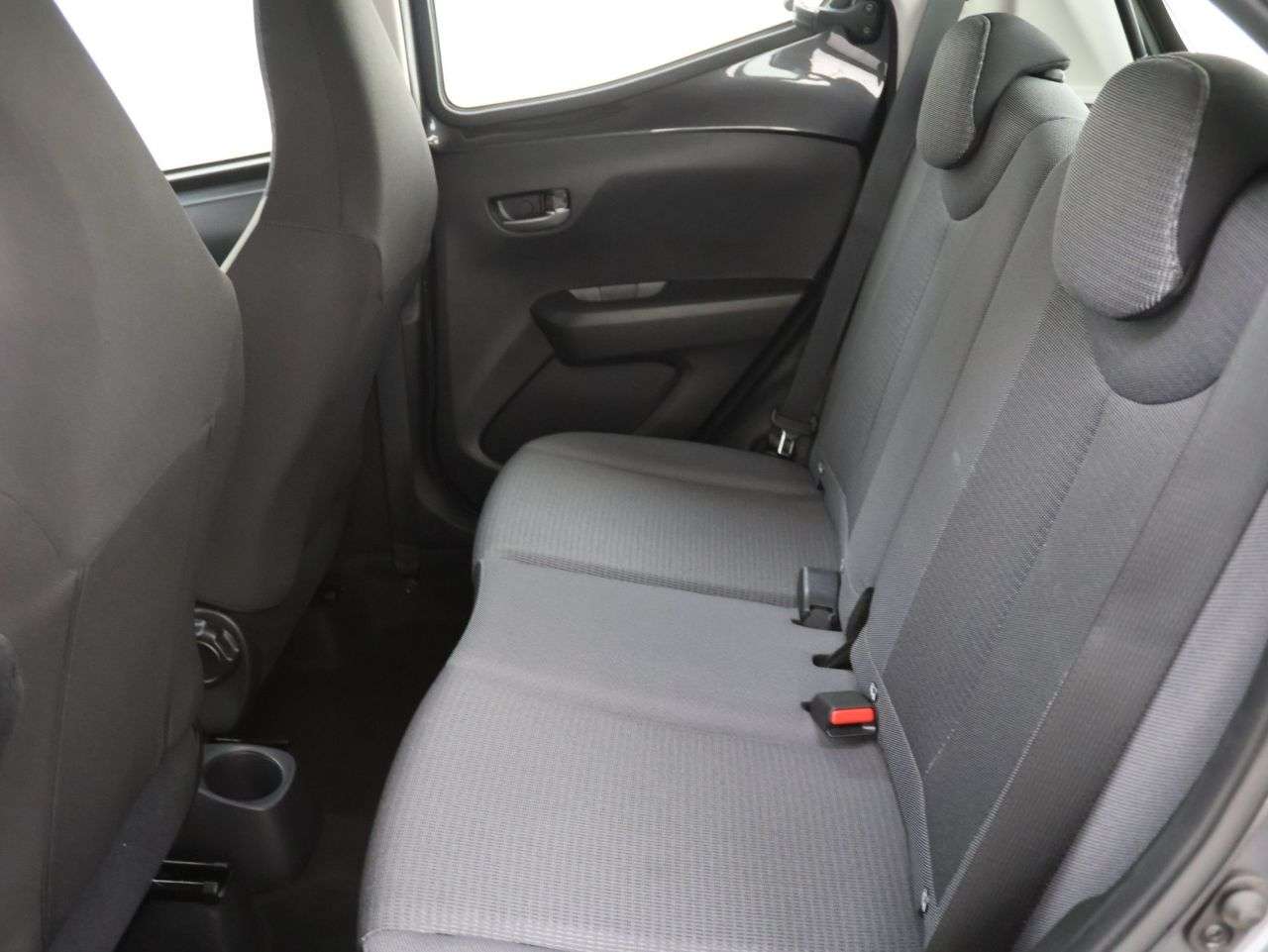 2021 TOYOTA AYGO 2021 TOYOTA AYGO