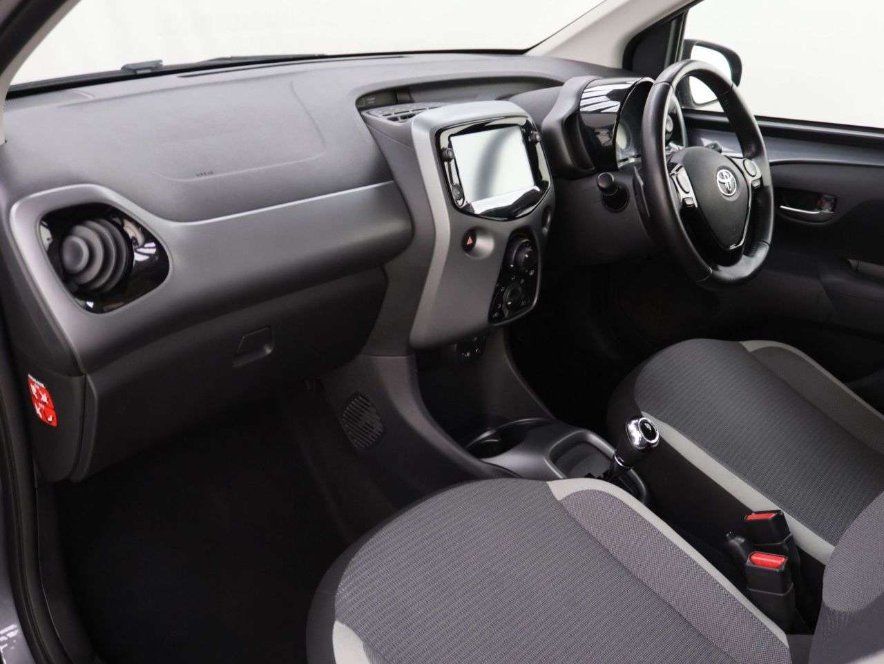 2021 TOYOTA AYGO 2021 TOYOTA AYGO