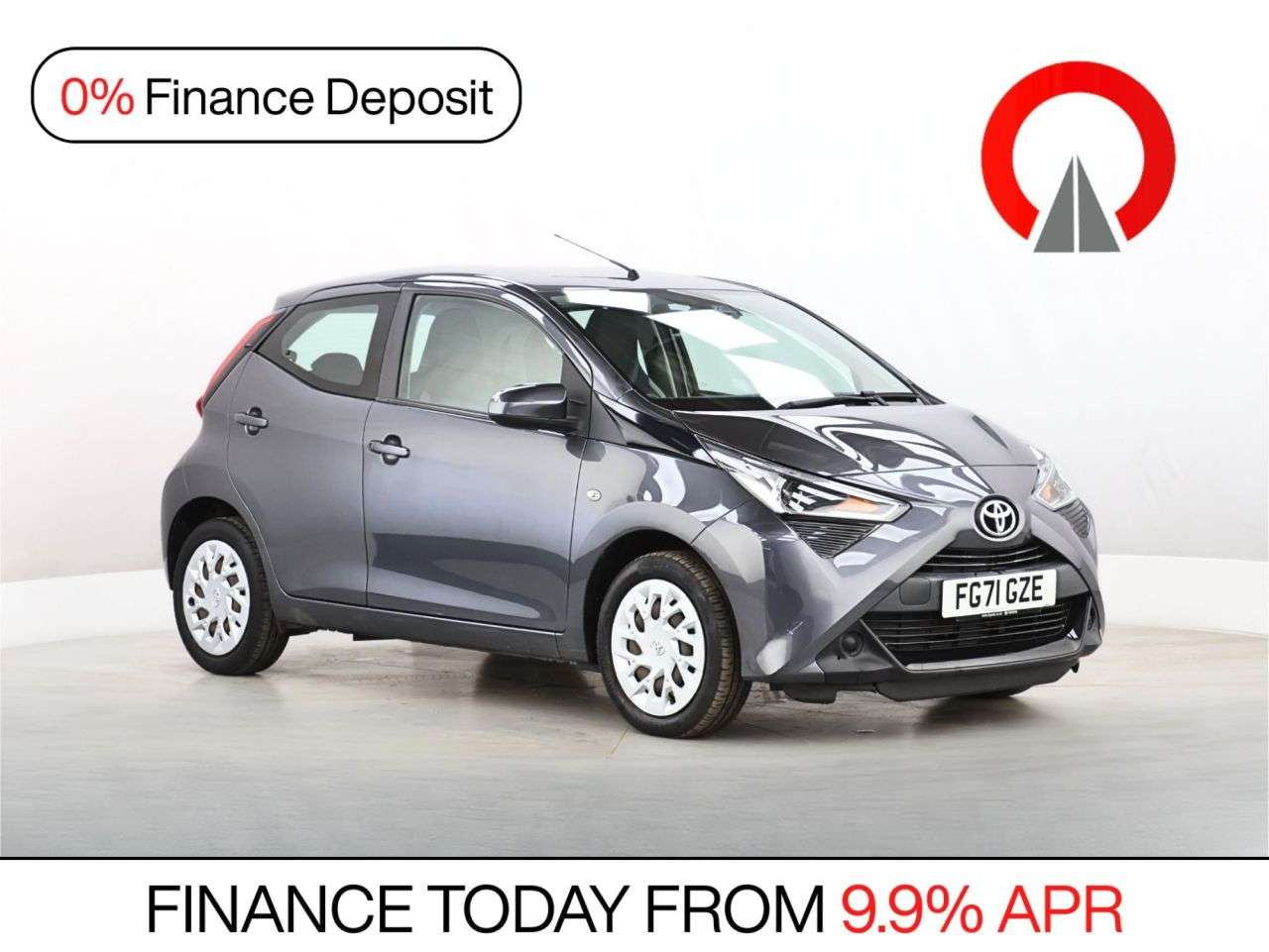 A 2021 TOYOTA AYGO 1.0 VVT-i x-play Hatchback 5dr Petrol x-shift Euro 6 (Safety Sense) (71 ps) A 2021 TOYOTA AYGO 1.0 VVT-i x-play Hatchback 5dr Petrol x-shift Euro 6 (Safety Sense) (71 ps)