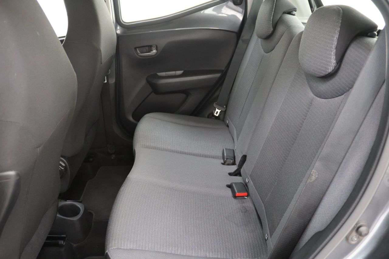2021 TOYOTA AYGO 2021 TOYOTA AYGO