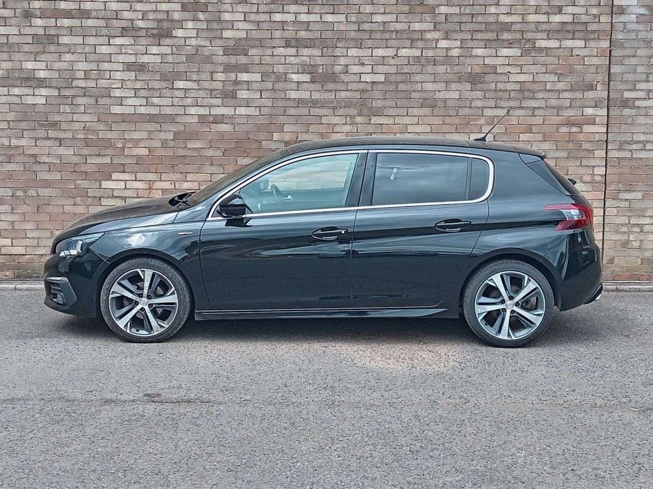 2018 PEUGEOT 308 2018 PEUGEOT 308