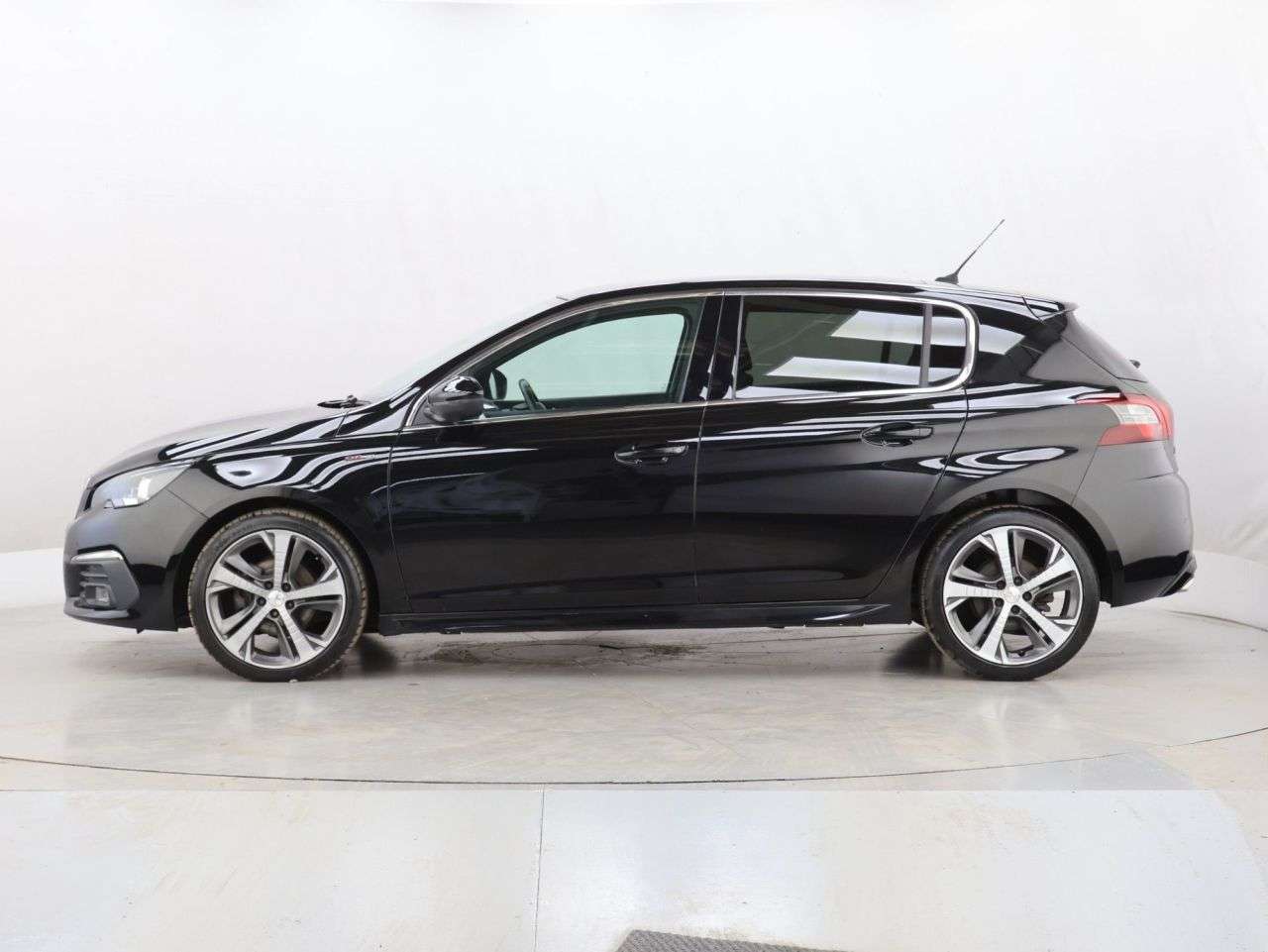 2018 PEUGEOT 308 2018 PEUGEOT 308
