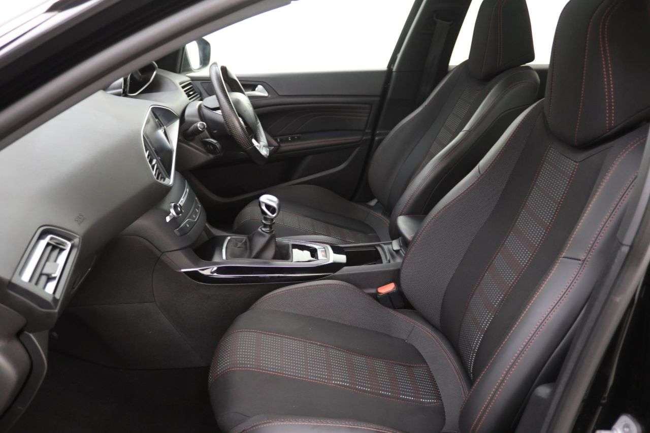 2018 PEUGEOT 308 2018 PEUGEOT 308