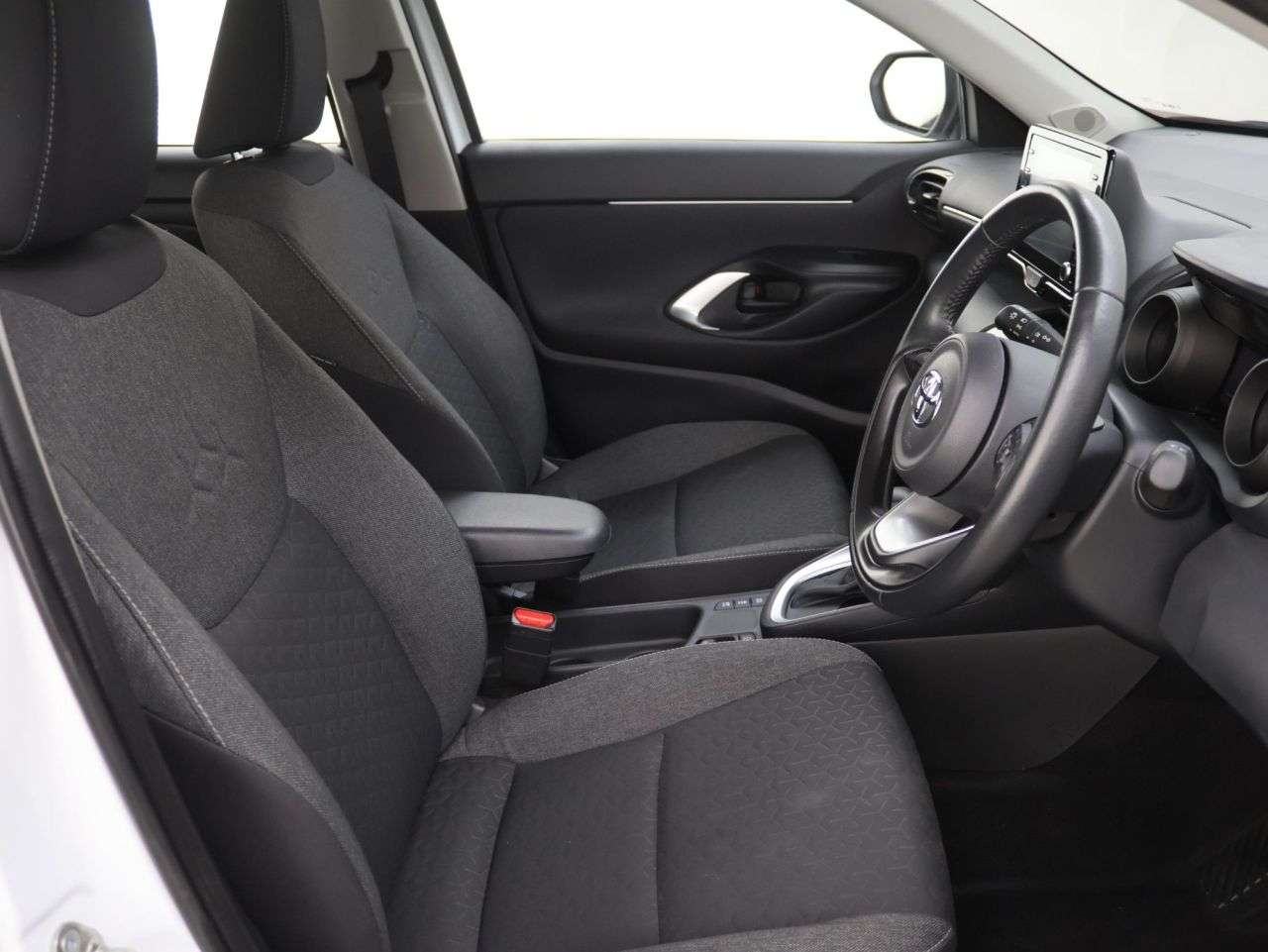 2023 TOYOTA YARIS CROSS 2023 TOYOTA YARIS CROSS